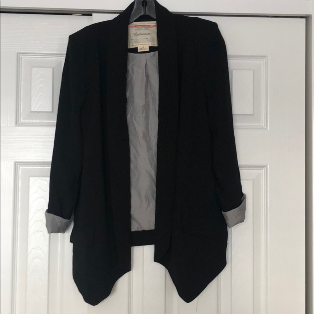 Black crepe lightweight blazer